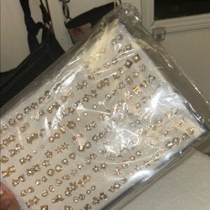 Elegant Gold Stud Earrings Set